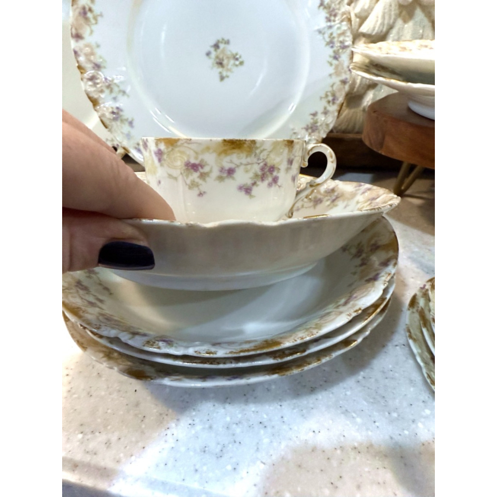 Limoges Lavender Porcelain Plates, Saucers, Cups, Bowls - Picture 15 of 16